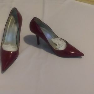 Women's shoes